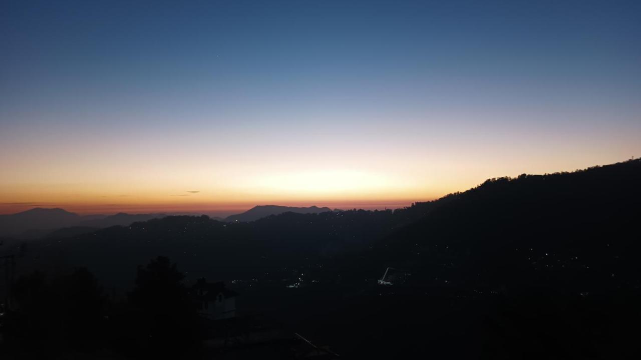 Thakur Homes- Couple And Family Friendly Homestay Shimla Exterior photo