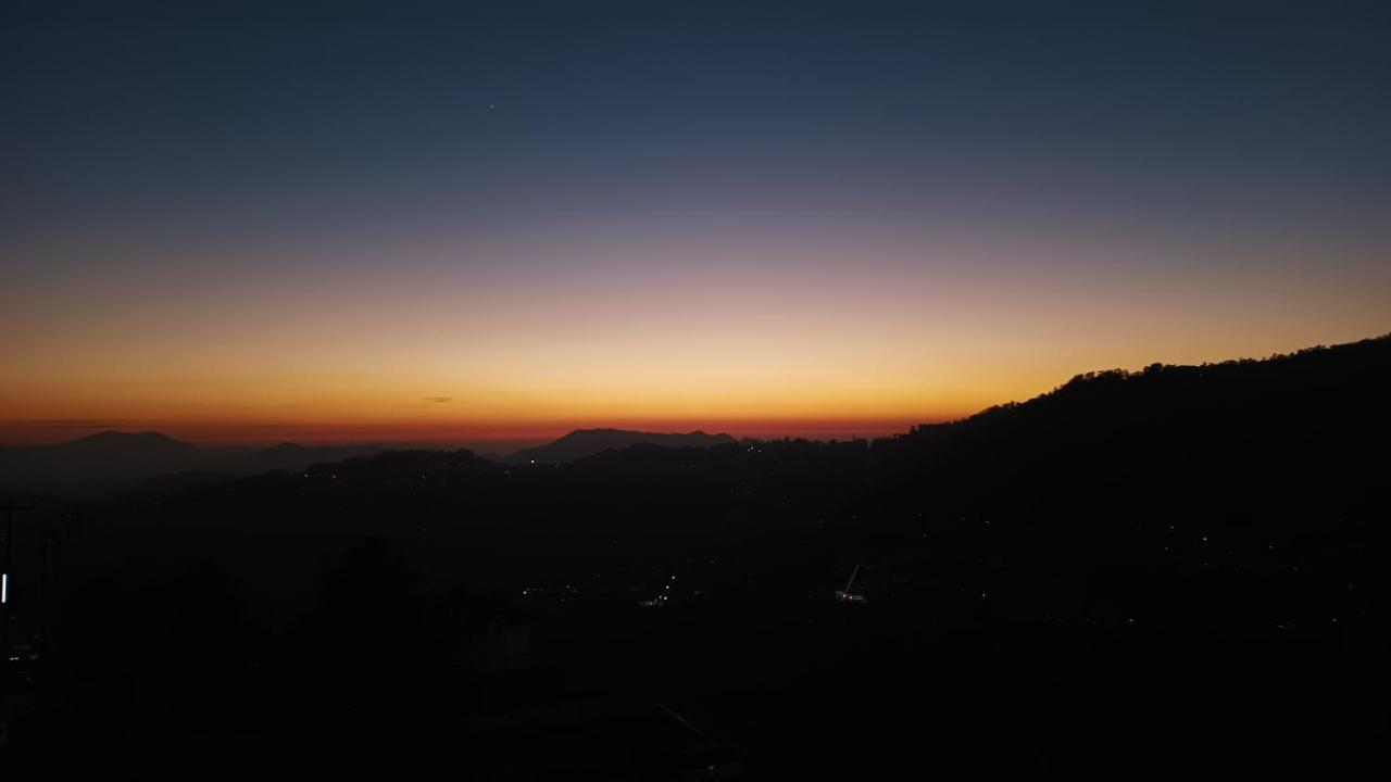 Thakur Homes- Couple And Family Friendly Homestay Shimla Exterior photo