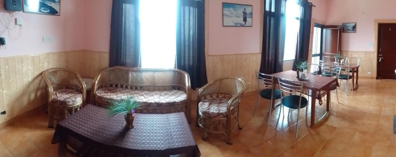 Thakur Homes- Couple And Family Friendly Homestay Shimla Exterior photo
