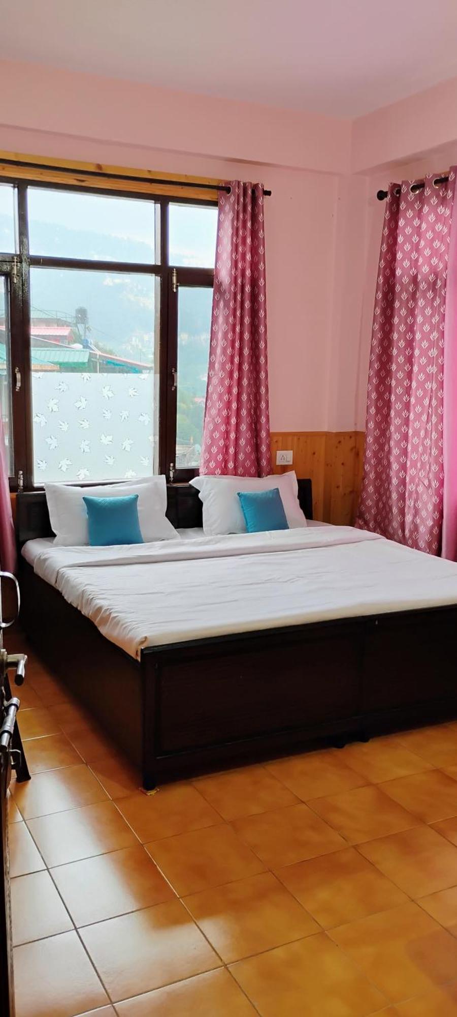 Thakur Homes- Couple And Family Friendly Homestay Shimla Room photo